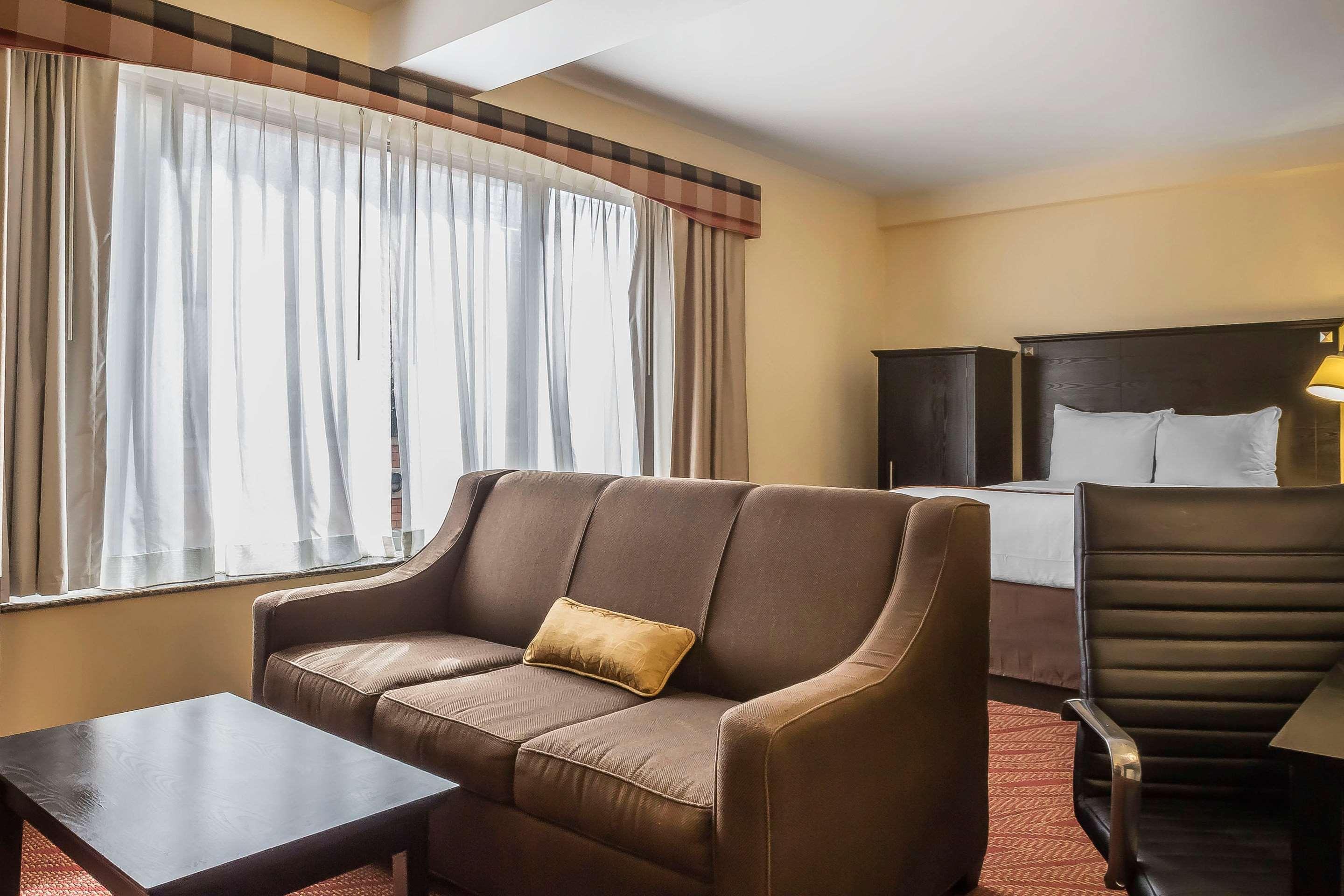 Comfort Inn & Suites Laguardia Airport New York Exterior foto