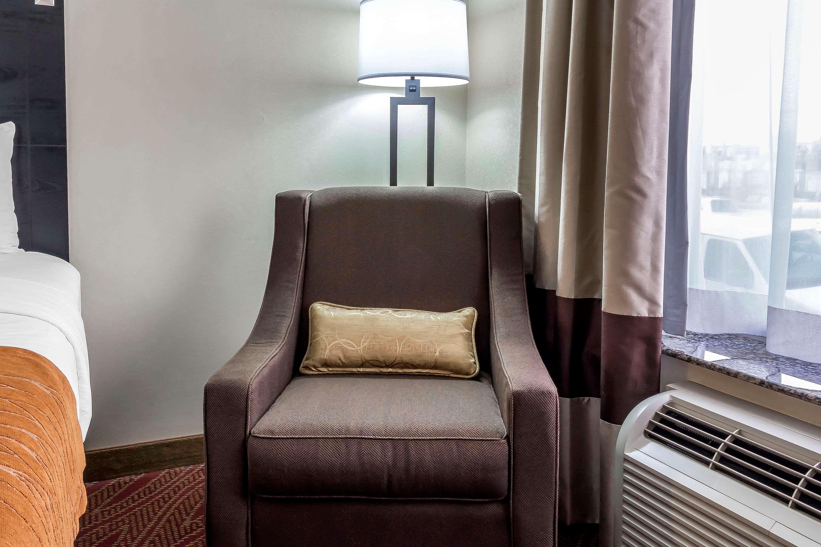 Comfort Inn & Suites Laguardia Airport New York Exterior foto